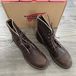 Red Wing Heritage Boots 4606, US Size 9, New With Box, Limited Edition